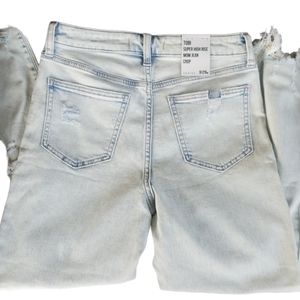 Eunina TOBI Super high rise mom jean crop